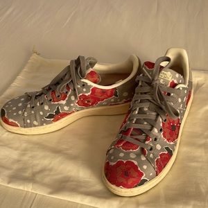 Adidas stan smith Women’s size 8.5